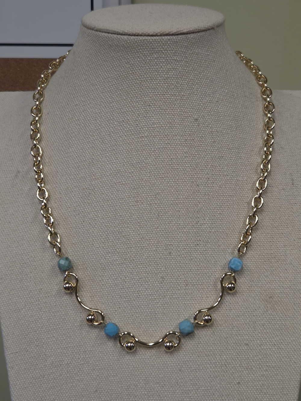 Genuine Turqoise and 18k Gold Link Necklace